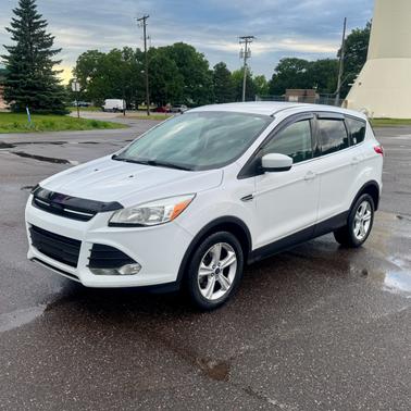 White 2014 Ford Escape SE