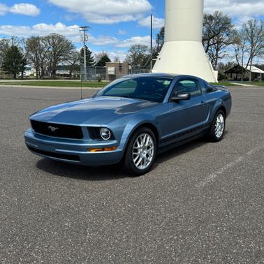 Blue 2005 Ford Mustang