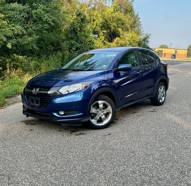 Deep Ocean Pearl 2016 Honda HR-V EX