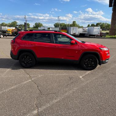 Red 2018 Jeep Cherokee Latitude