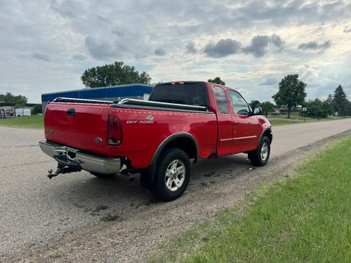 2002 Ford F-150 XLT
