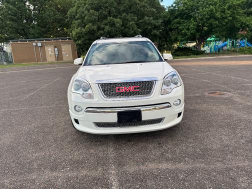 White 2011 GMC Acadia Denali
