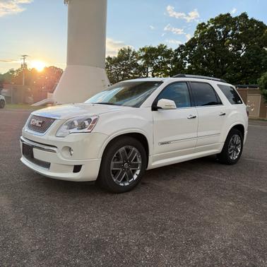 White 2011 GMC Acadia Denali