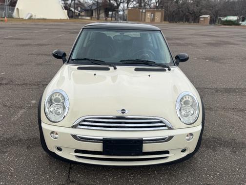 2006 MINI Cooper 