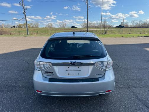 Silver 2010 Subaru Impreza 2.5 i Premium