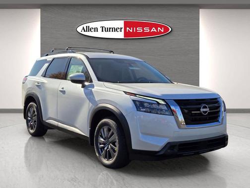 2025 Nissan Pathfinder SV FWD