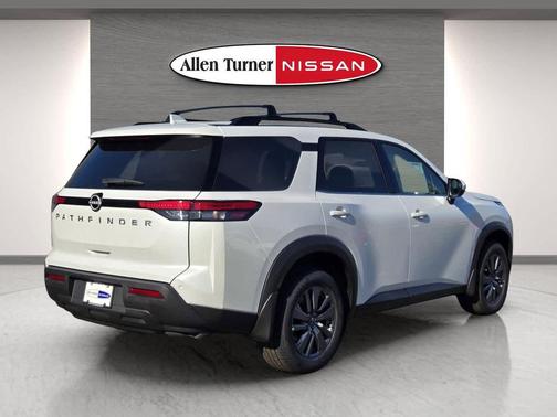 2025 Nissan Pathfinder SV FWD