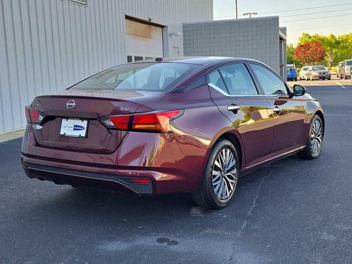Garnet Pearl Metallic 2024 Nissan Altima 2.5 SV