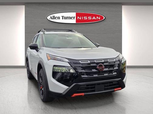Everest White Pearl Tricoat 2026 Nissan Rogue Rock Creek