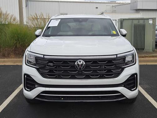 2024 Volkswagen Atlas Cross Sport 2.0T SEL Premium
