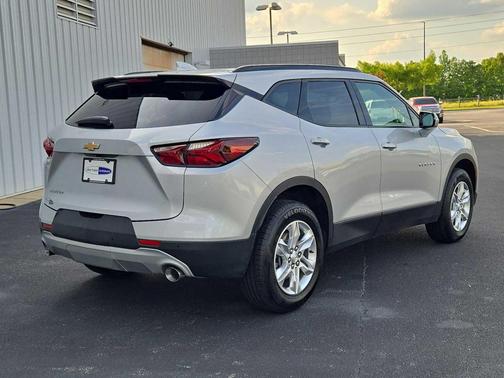 Silver Ice Metallic 2021 Chevrolet Blazer 2LT