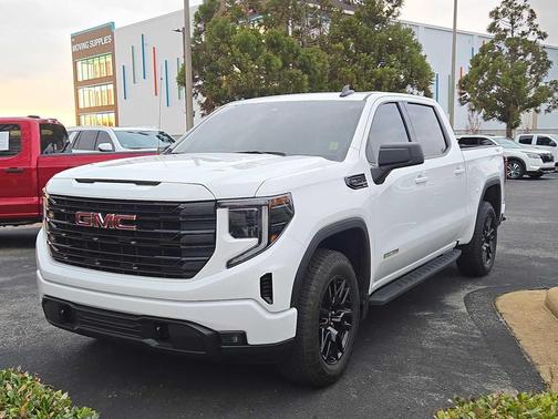 2025 GMC Sierra 1500 Elevation