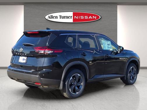 Super Black 2025 Nissan Rogue SV