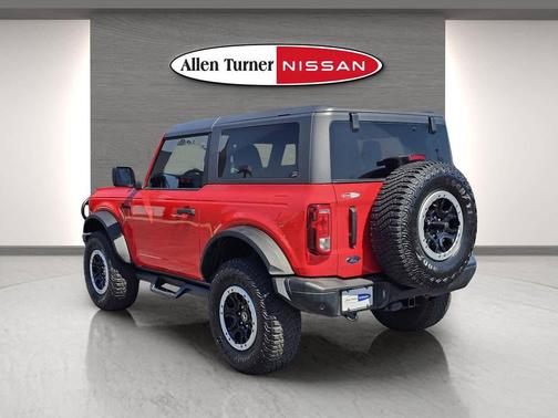 Race Red 2023 Ford Bronco Black Diamond