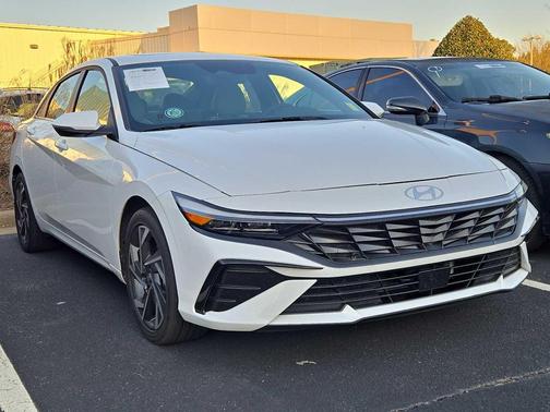 2025 Hyundai ELANTRA HEV Limited