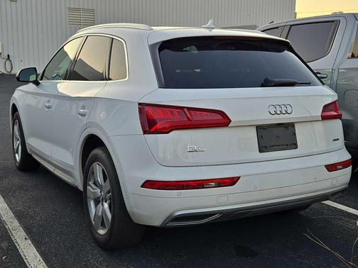 2019 Audi Q5 2.0T Premium Plus