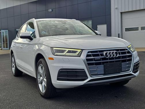 2019 Audi Q5 2.0T Premium Plus