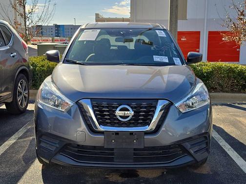 2020 Nissan Kicks S