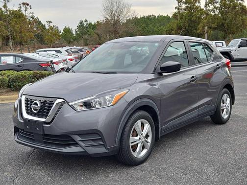 2020 Nissan Kicks S