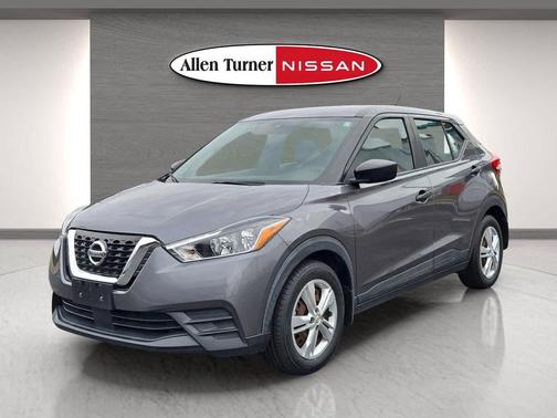 2020 Nissan Kicks S
