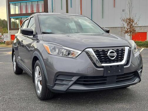 2020 Nissan Kicks S