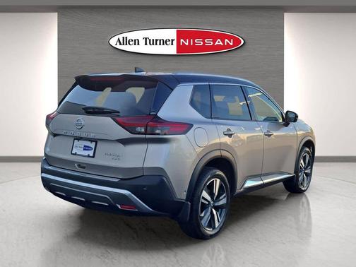 2021 Nissan Rogue Platinum