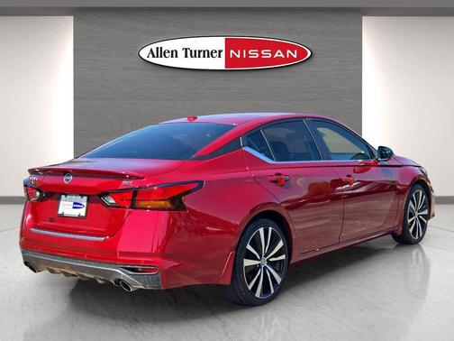 Scarlet Ember Tintcoat 2021 Nissan Altima SR FWD