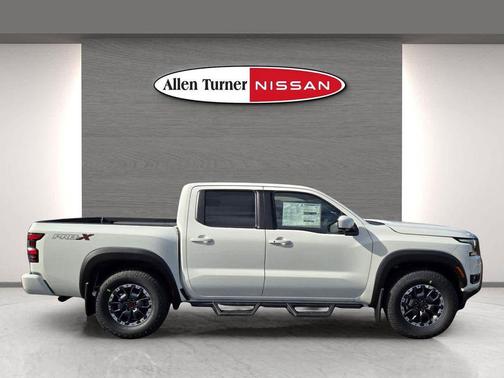 Glacier White 2026 Nissan Frontier PRO-X