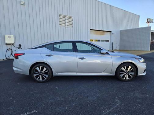 2021 Nissan Altima 2.5 SL