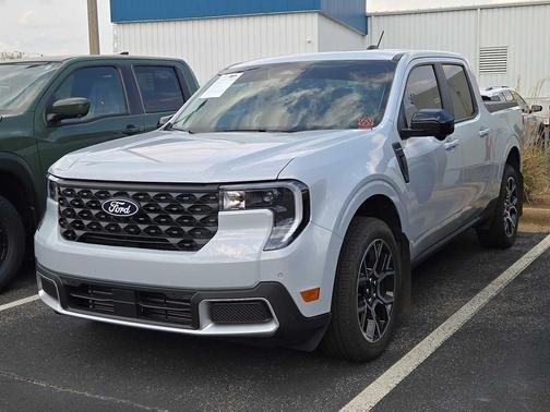 2025 Ford Maverick Lariat