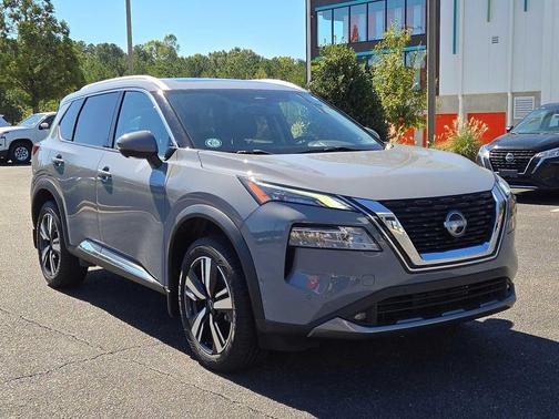 2022 Nissan Rogue SL