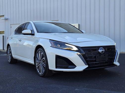 2025 Nissan Altima SL AWD