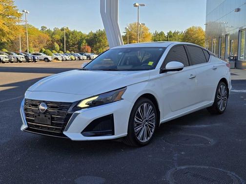 2025 Nissan Altima SL AWD