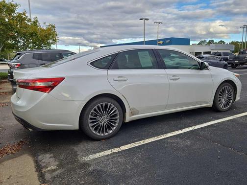 2016 Toyota Avalon Limited
