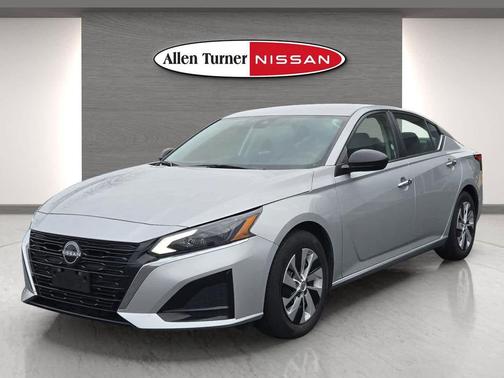 2024 Nissan Altima S FWD