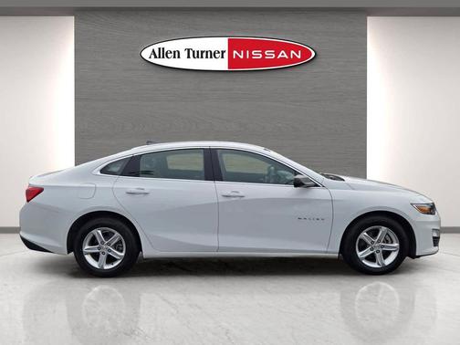 2022 Chevrolet Malibu 1LS
