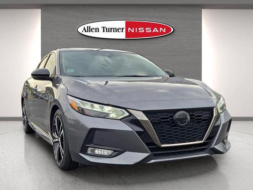2022 Nissan Sentra SR