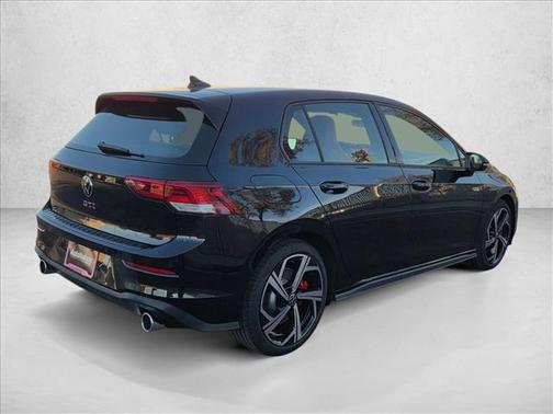 Mythos Black Metallic 2026 Volkswagen Golf GTI 2.0T SE DSG