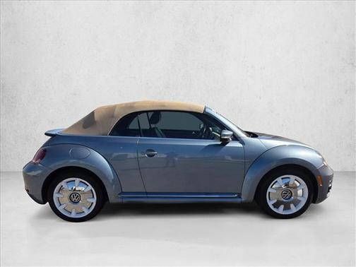 2019 Volkswagen Beetle 2.0T SE