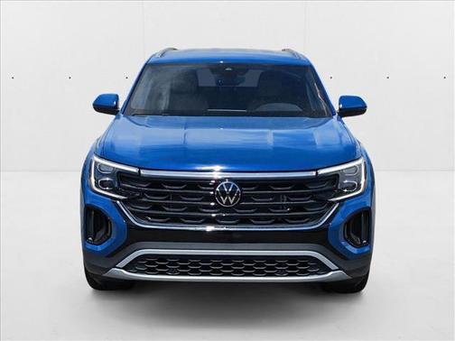 2025 Volkswagen Atlas Cross Sport 2.0T SE