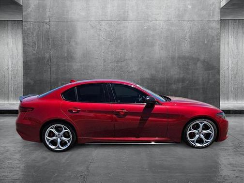 2017 Alfa Romeo Giulia Ti