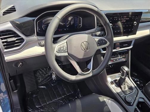 2025 Volkswagen Taos 1.5T SEL