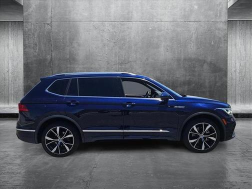 2023 Volkswagen Tiguan 2.0T SEL R-Line 4MOTION