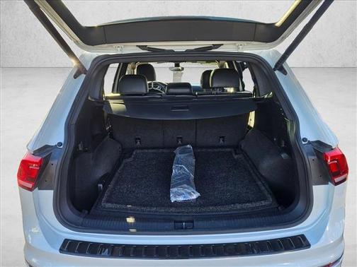 2024 Volkswagen Tiguan 2.0T SEL R-Line 4MOTION