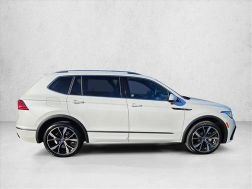 2024 Volkswagen Tiguan 2.0T SEL R-Line 4MOTION
