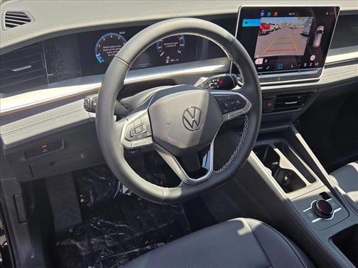 2025 Volkswagen Tiguan 2.0T SE 4MOTION