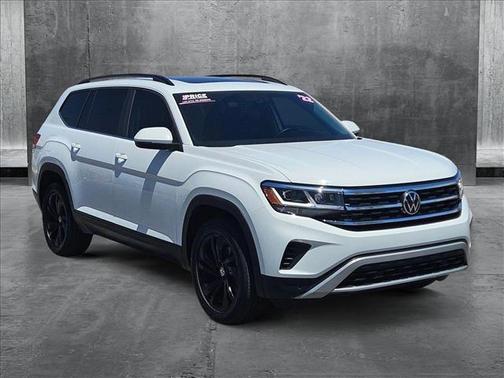 2022 Volkswagen Atlas 2.0T SE w/Technology