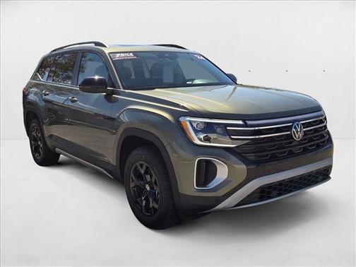 2024 Volkswagen Atlas 2.0T SE w/Technology 4MOTION