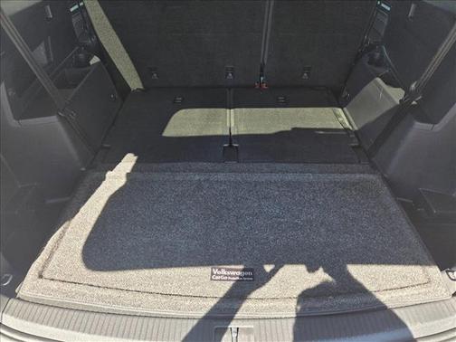 2023 Volkswagen Atlas 3.6L SE w/Technology