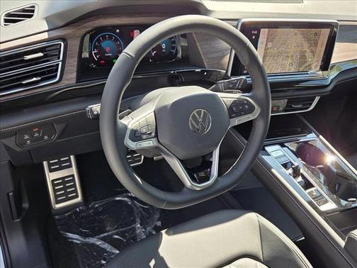 2026 Volkswagen Atlas 2.0T SEL Premium R-Line 4MOTION